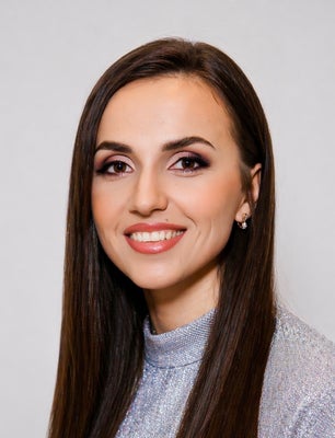 Portrait of Cristina Goro, Sales Associate